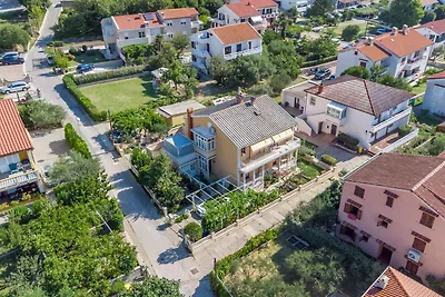 Ferienwohnung mit SAT-TV und grosser Terrasse