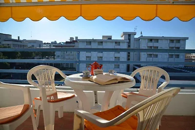 Ferienwohnung mit Klimaanlage und Balkon