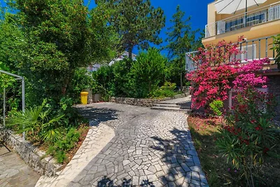 Ferienwohnung mit Klimaanlage und Balkon