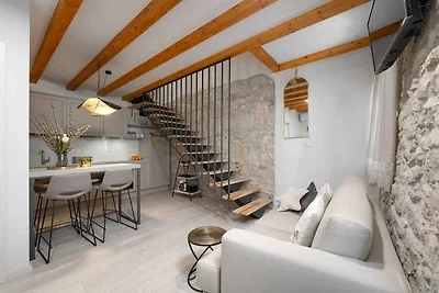 Ferienwohnung mit Meerblick direkt in