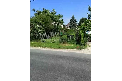 Ferienhaus mit Terrasse, grossem Garten und