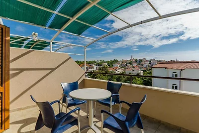 Ferienwohnung mit Swimmingpool und Balkon