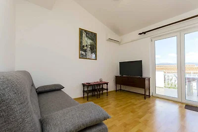 Ferienwohnung mit Balkon und Meerblick