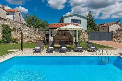 Villa mit Pool