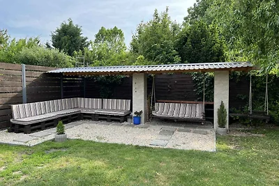 Ferienwohnung mit Garten, Grill und Kinderspi