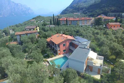 Ferienwohnung Mit Terasse und Pool