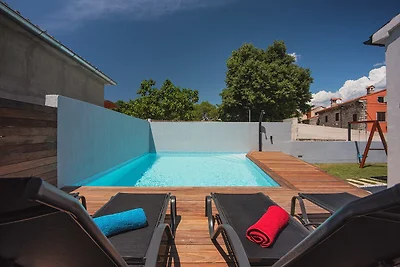 Villa mit Pool
