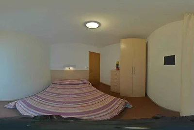 Ferienwohnung mit Klimaanlage und Balkon