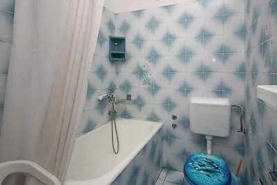 Ferienwohnung mit Klimaanlage, Balkon und