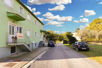 Ferienwohnung mit Klimaanlage und Balkon