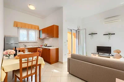 Ferienwohnung mit Klimaanlage und Balkon