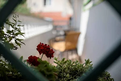 Ferienwohnung mit Klimaanlage und Balkon