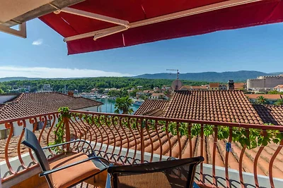 apartman za odmor Obiteljski odmor Vrboska