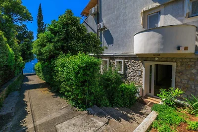 Strandnahe Ferienwohnung in Selce mit wunders