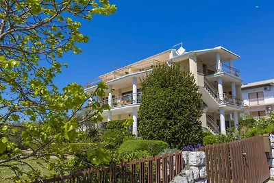 Ferienwohnung mit Balkon und Klimaanlage