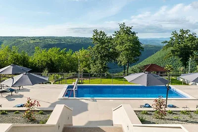Vakantiehuis Ontspannende vakantie Ruzici