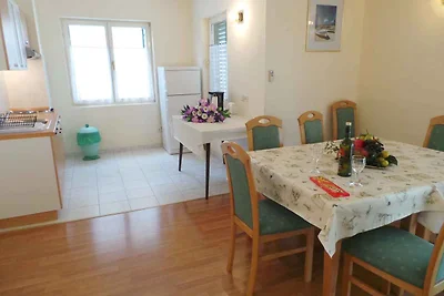Appartamento Vacanza con famiglia Pirovac