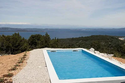 Villa mit Klimaanlage und Pool