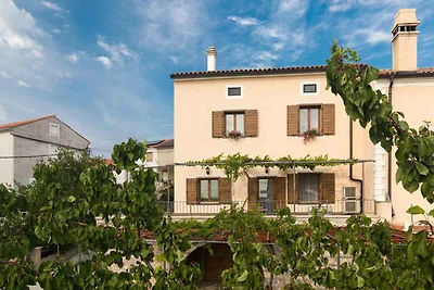 Ferienwohnung mit Meerblick und Terrasse