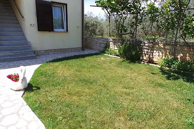 Ferienwohnung mit Grill im Garten