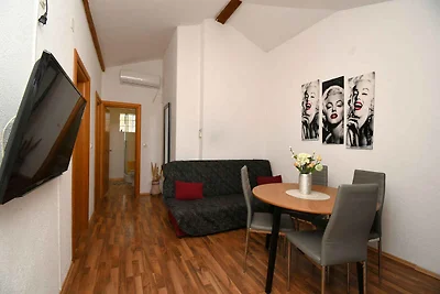 Gemütliche Familienvilla mit Meerblick auf