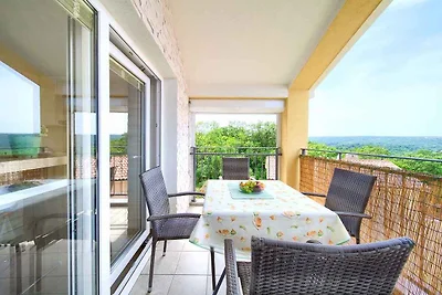 Ferienwohnung mit Balkon und Klimaanlage