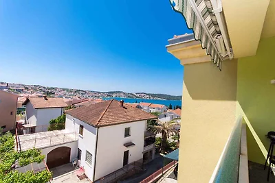 Appartamento Vacanza con famiglia Okrug Gornji