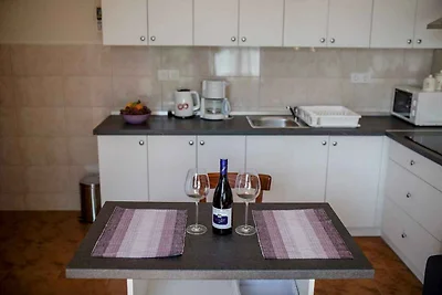 Schöne Wohnung auf der Insel Rab, nur 150 m v