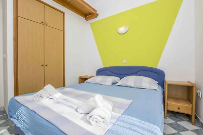 Ferienwohnung mit Balkon und Pool