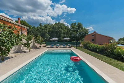 Ferienhaus mit Privatpool