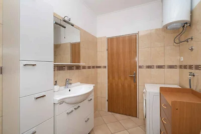 Gemütliche Ferienwohnung Gloria in Jezera auf