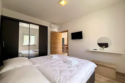 Ferienwohnung mit Pool zur gemeinsamen