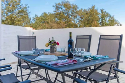 Ferienhaus mit Klimaanlage und Pool