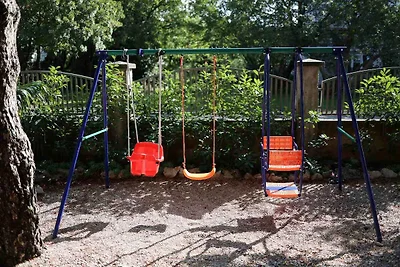 Ferienwohnung mit Klimaanlage und Garten