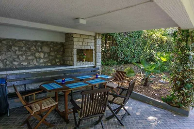 Ferienwohnung mit Balkon und Klimaanlage