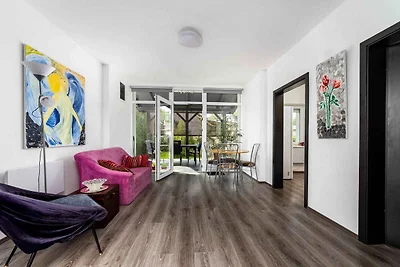 Ferienhaus mit Pool, Klimaanlage und WiFi