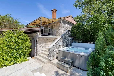 Ferienhaus mit Terrasse, Garten und privatem