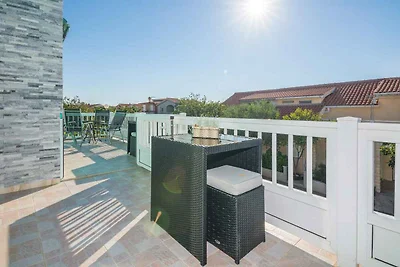Studio mit Balkon, Parkplatz und
