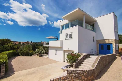 Ferienwohnung mit Pool und Klima