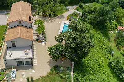 Eleganz, Komfort, moderne Details und Traditi