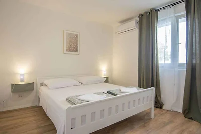 Appartamento Vacanza con famiglia Biograd na Moru