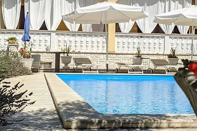 Ferienwohnung mit Pool und Klimaanlage