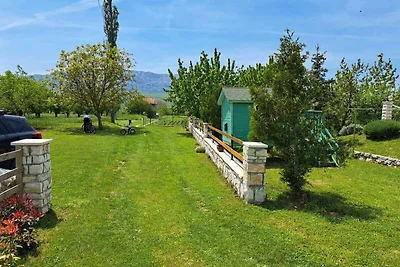 Ferienhaus mit Aussenpool