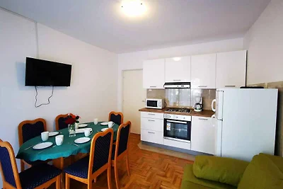 Ferienwohnung mit Terrasse und Tischtennis