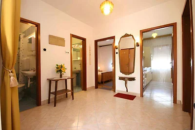 Ferienwohnung mit SAT-TV und grosser Terrasse