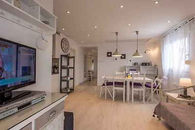 Ferienwohnung mit Klimaanlage und Balkon