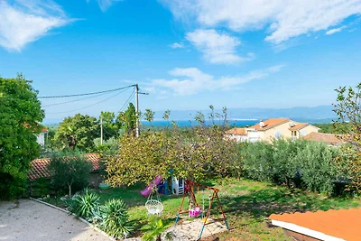 Ferienhaus mit Pool und Klimaanlage