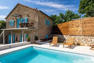 Villa mit Klimaanlage und Pool