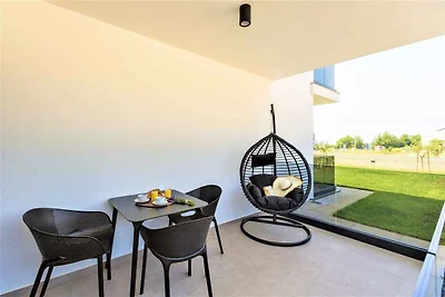 Studio mit Klimaanlage und Terrasse