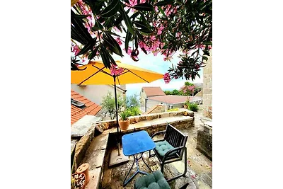 Ferienhaus mit Terrasse und Grill